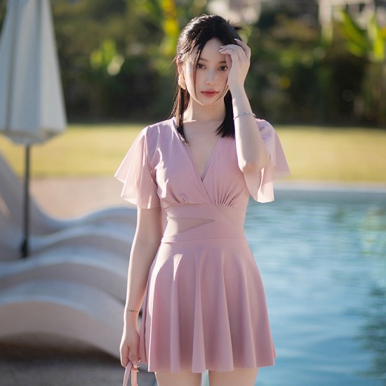 New one-piece skirt-style swimsuit for women covering belly, slimming and sexy, small breasts gathered, square-angle hot spring swimsuit