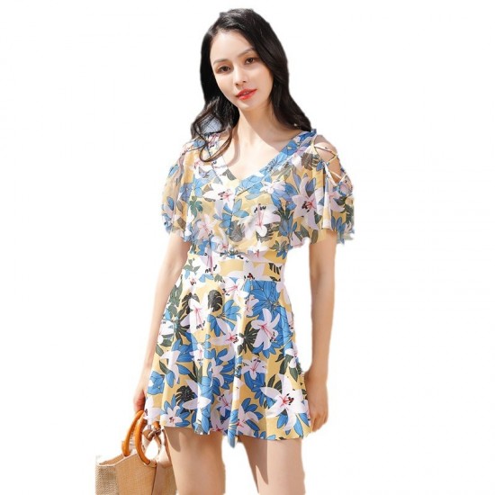 New one-piece skirt swimsuit for women covering belly, slimming and sexy, small breasts gathered for hot spring bathing suit