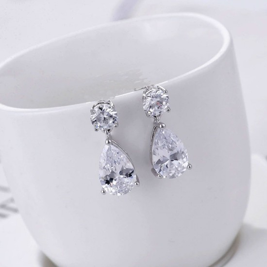 Cross-border hot selling European and American new classic water drop moissanite earrings casual earrings ins fashion earrings manufacturer