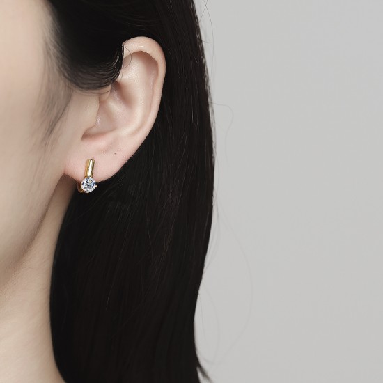 Sterling silver S925 moissanite ear hook D color diamond ear buckle mini exquisite small earring letter D shape high-end sense