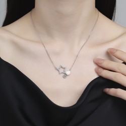 Cross-border hot-selling European and American full body S925 sterling silver moissanite necklace star pearl necklace five-pointed star flash diamond versatile