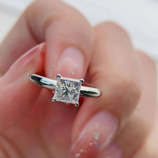 Pure silver S925 moissanite princess ring cross-border hot selling European and American diamond ring 123 carat D color GRA heavy industry version