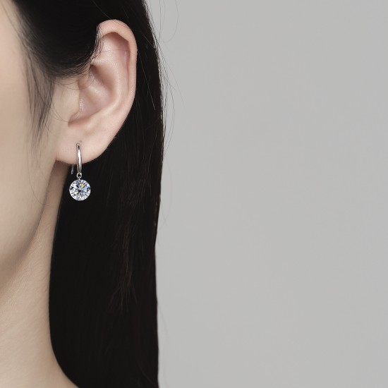 Cross-border European and American hot selling moissanite simple ear hooks punched moissanite earrings electroplated 18k gold color 2ct for women