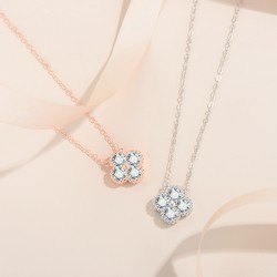 All-over sterling silver S925 moissanite four-leaf clover necklace rose gold vibrato popular high-end clavicle chain moissanite